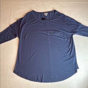 Avenue Women's Slate Blue Top Zip Pocket Detail Crewneck Short Sleeve NWT SZ 16